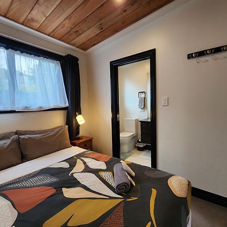 A Stone'S Throw From Town Tiny Home Dunedin Eksteriør billede